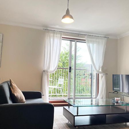 Best Price - Amazing 2 Bed 2 Bath - 4 Singles Or Super King Beds, 10 Min Walk To City Centre, 5 Minute Walk To Mayflower Theatre, Smart Tv, Ensuite, Balcony, Free Parking Southampton Exterior foto